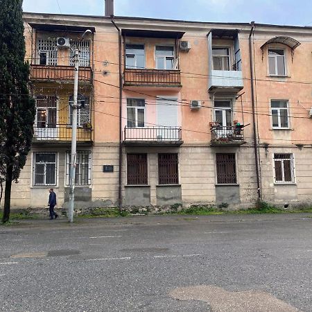 1 Квартира Люкс У Моря Suchumi Zewnętrze zdjęcie